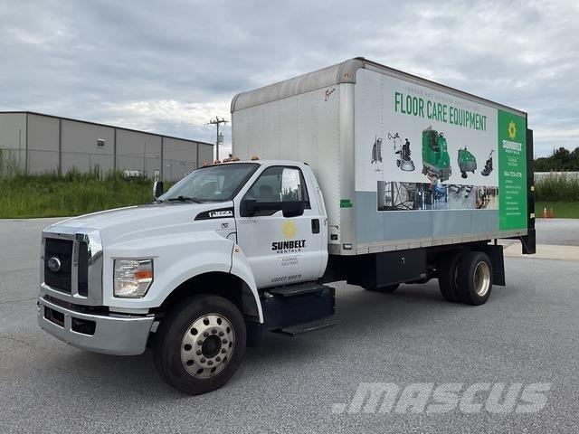 Ford F-650 Грузовики-Фургоны