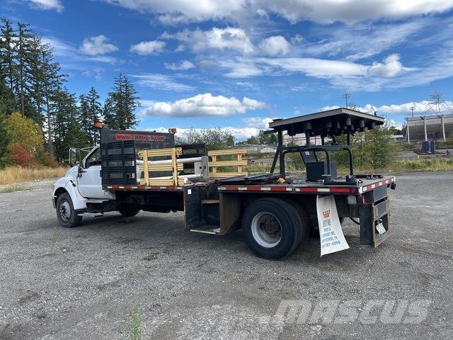 Ford F-650 Комбинированные дорожные машины
