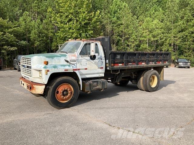 Ford F-700 Грузовики-Самосвалы