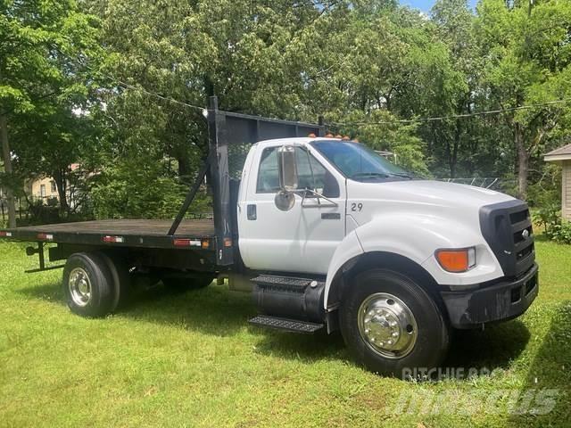 Ford F-750 Грузовики-платформы/боковая разгрузка