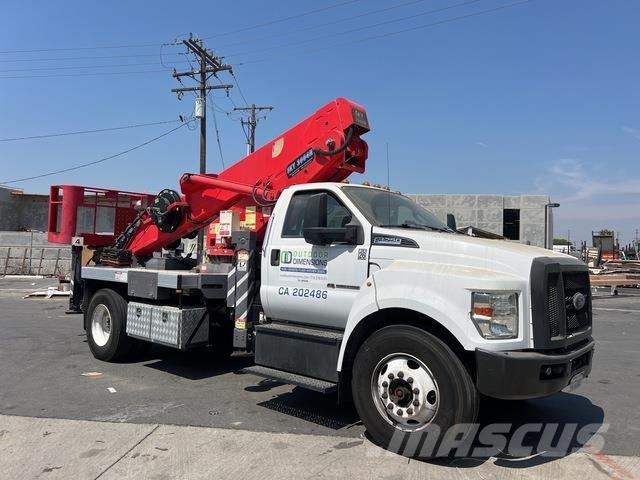Ford F-750 Специальные грузовики
