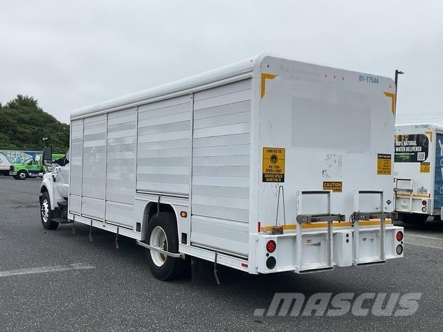 Ford F-750 Грузовики для доставки напитков