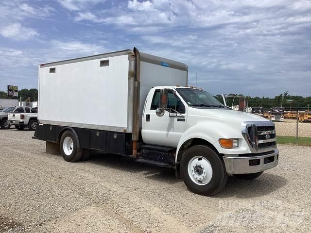 Ford F-750 Строительная техника - Другие