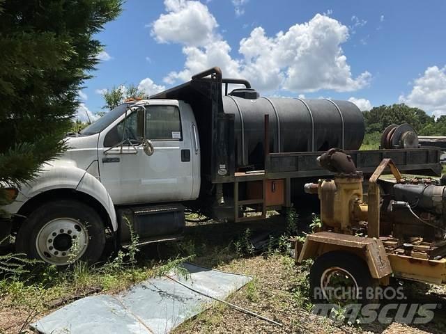 Ford F-750 Строительная техника - Другие