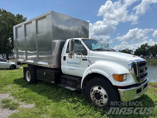 Ford F-750 Грузовики-Щеповозы