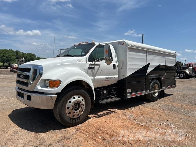 Ford F-750 Грузовики-цистерны