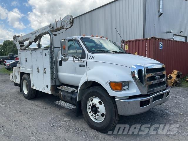 Ford F-750 Бортовые фургоны