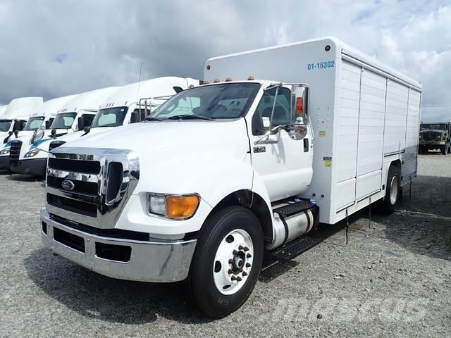 Ford F-750 Грузовики для доставки напитков
