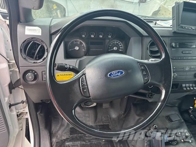 Ford F-750 Грузовики для доставки напитков