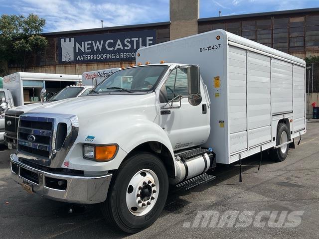 Ford F-750 Грузовики для доставки напитков