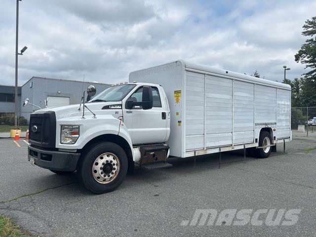 Ford F-750 Грузовики для доставки напитков