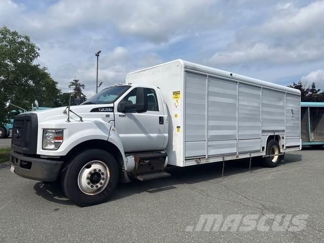 Ford F-750 Грузовики для доставки напитков