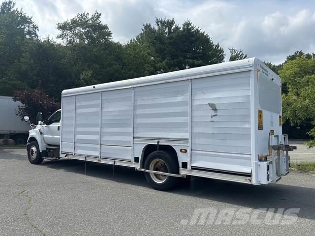 Ford F-750 Грузовики для доставки напитков