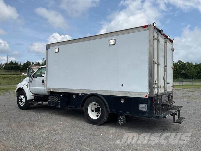 Ford F-750 Строительная техника - Другие