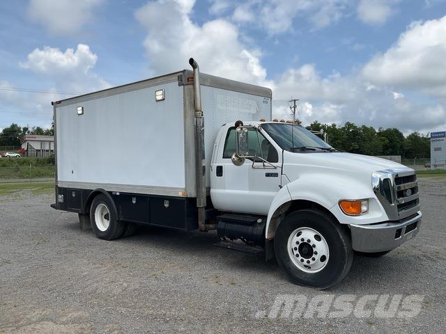 Ford F-750 Строительная техника - Другие