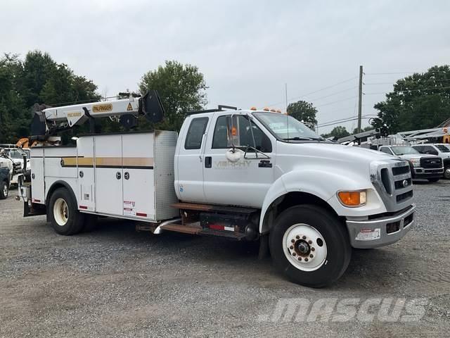 Ford F-750 Комбинированные дорожные машины