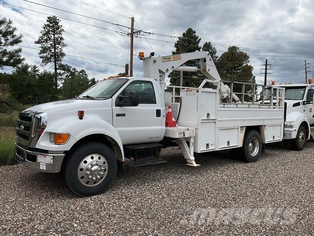 Ford F-750 Комбинированные дорожные машины