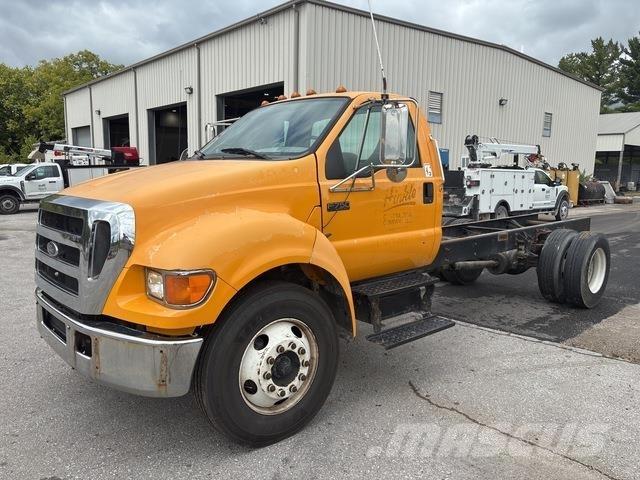 Ford F-750 Кабины