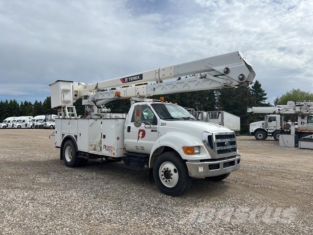Ford F-750 Автовышки