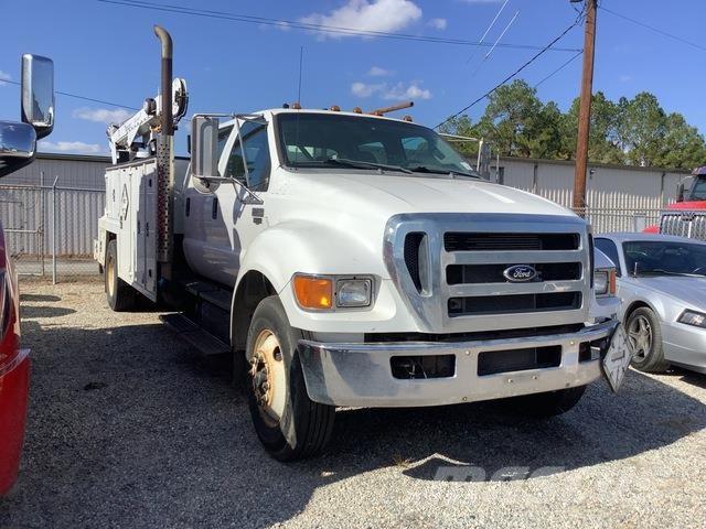 Ford F-750 Комбинированные дорожные машины