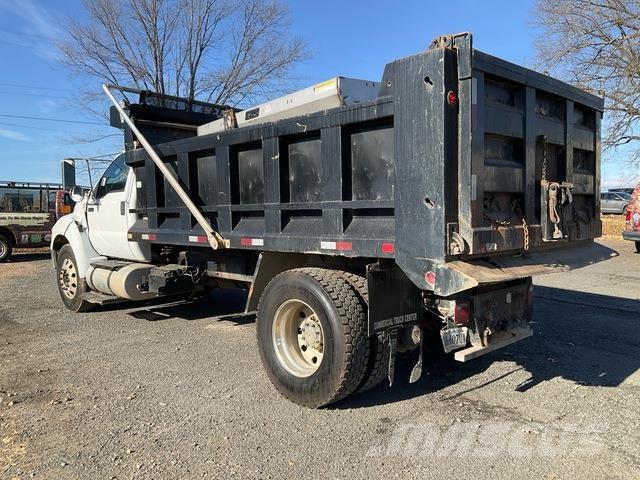 Ford F-750 Грузовики-Самосвалы