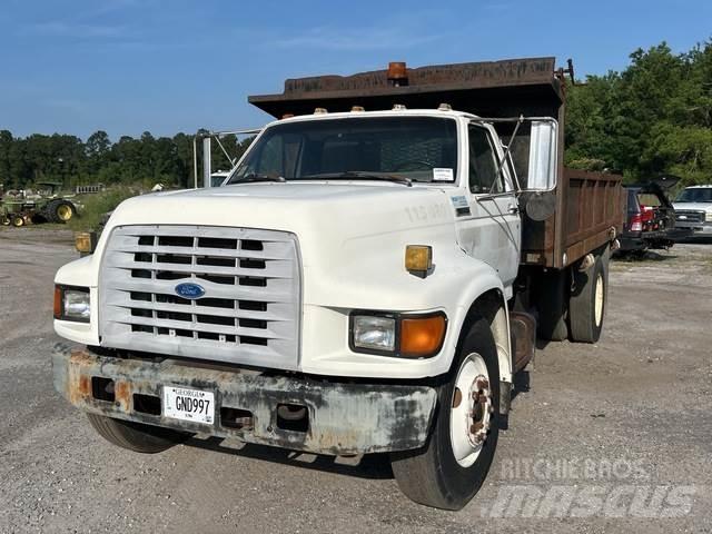 Ford F-800 Грузовики-Самосвалы