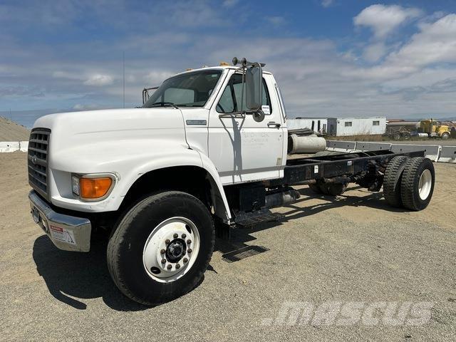 Ford F-800 Кабины