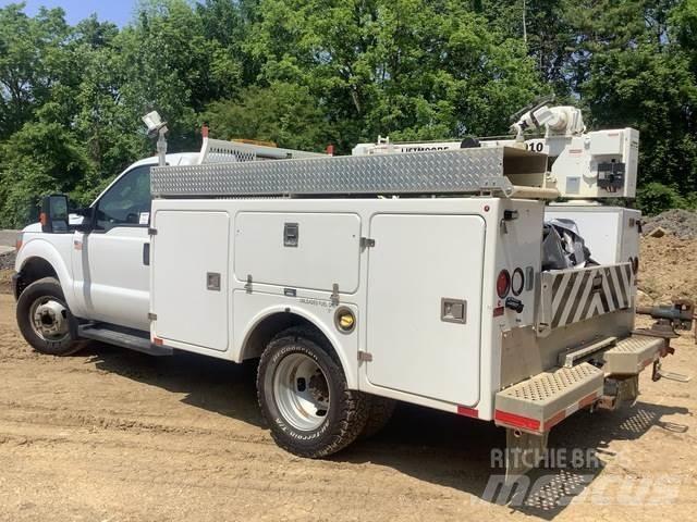 Ford F350 Комбинированные дорожные машины