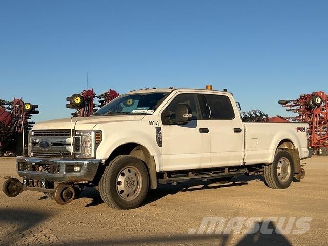 Ford F350 Бортовые фургоны