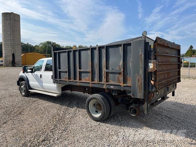Ford F550 Грузовики-платформы/боковая разгрузка