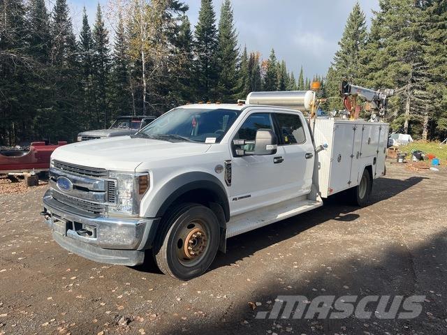 Ford F550 XLT Комбинированные дорожные машины