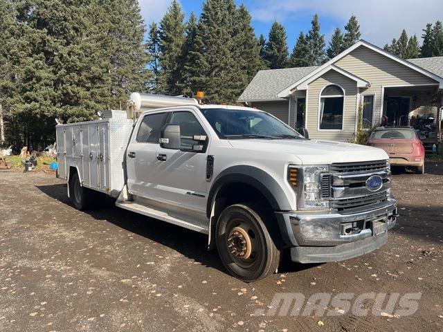 Ford F550 XLT Комбинированные дорожные машины