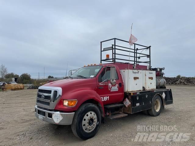 Ford F650 Грузовики-цистерны