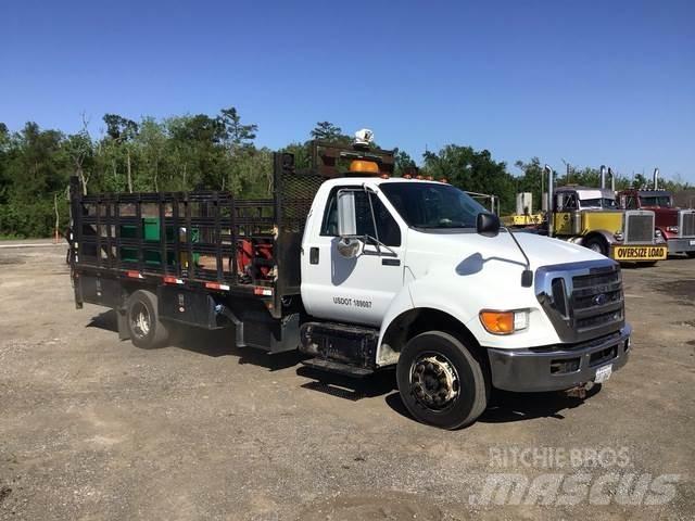 Ford F650 Грузовики-платформы/боковая разгрузка
