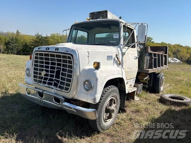 Ford F7000 Грузовики-Самосвалы