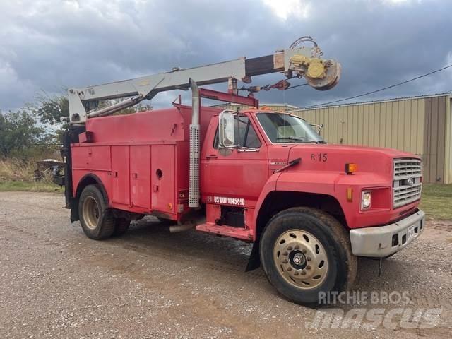 Ford F800 Бортовые фургоны