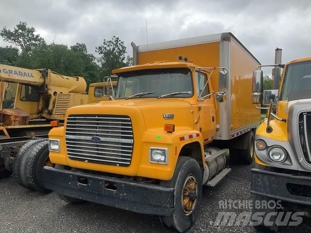 Ford L8000F Грузовики-Фургоны