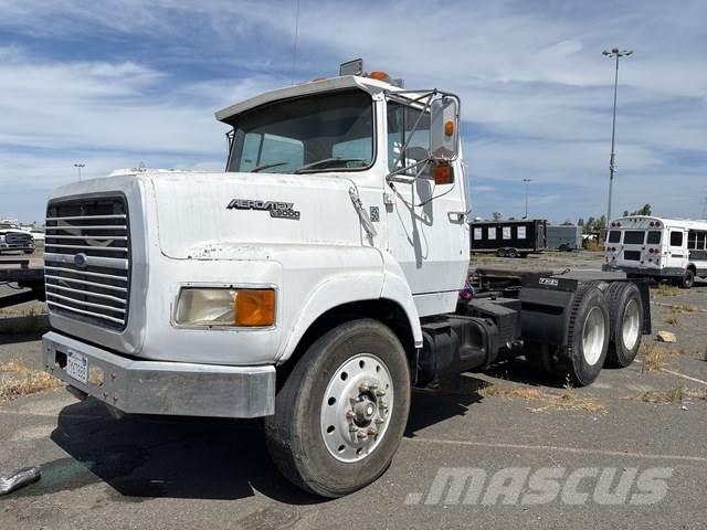 Ford L9000 Седельные тягачи