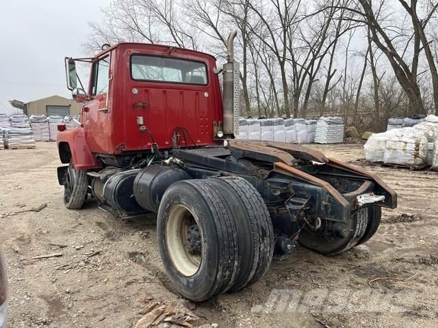 Ford LN8000 Седельные тягачи