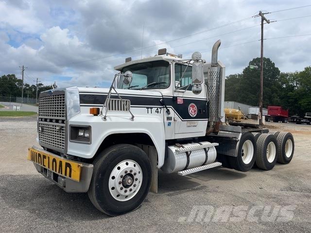 Ford LTL9000 Седельные тягачи