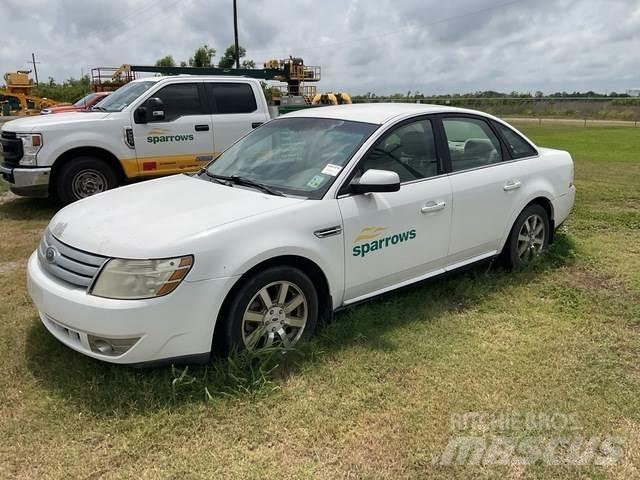 Ford Taurus Легковые автомобили