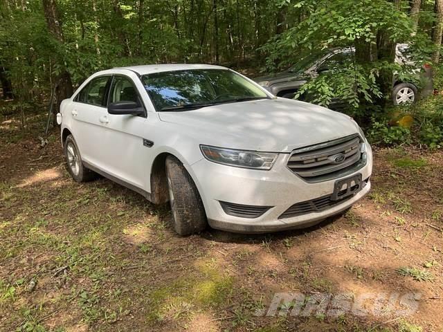 Ford Taurus Легковые автомобили