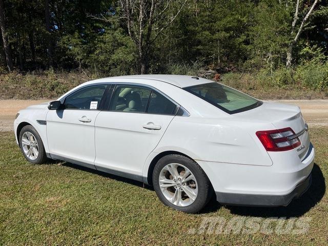 Ford Taurus Легковые автомобили