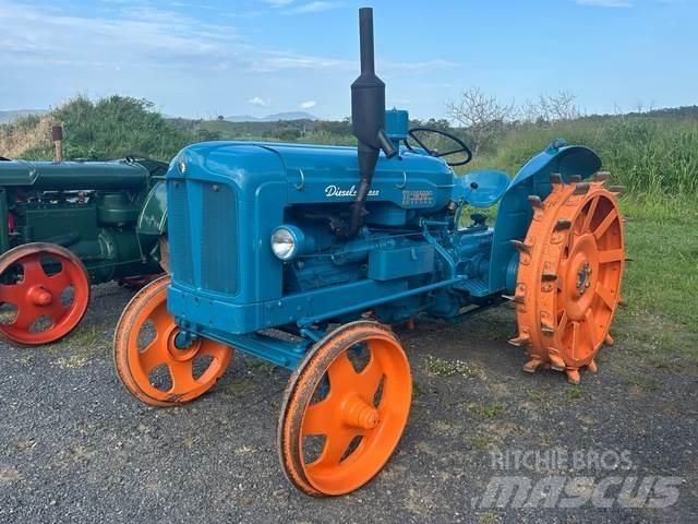 Fordson Major Строительная техника - Другие