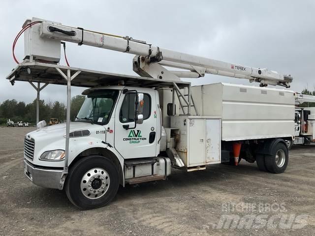 Freightliner  Автовышки
