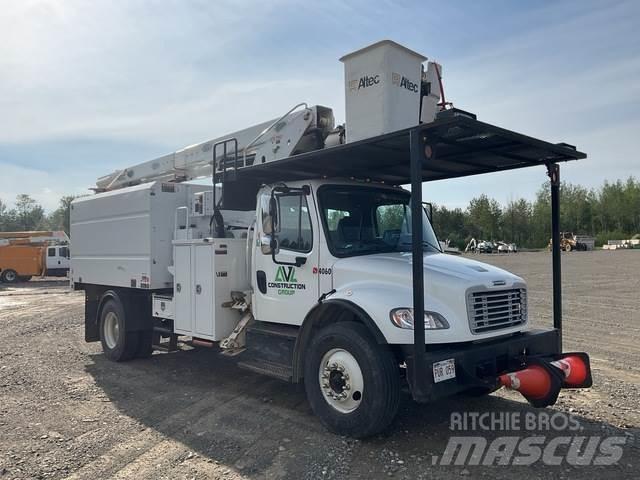 Freightliner  Автовышки