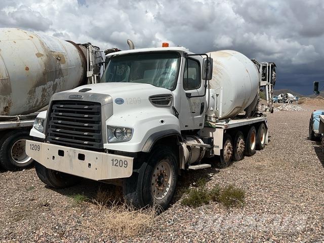 Freightliner  Специальные грузовики