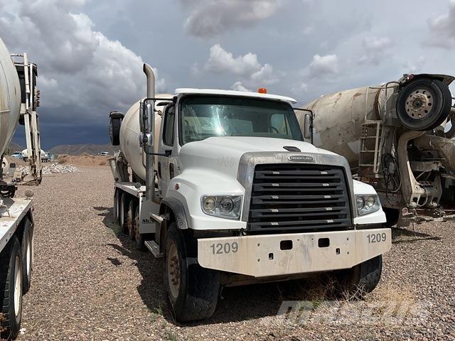 Freightliner  Специальные грузовики