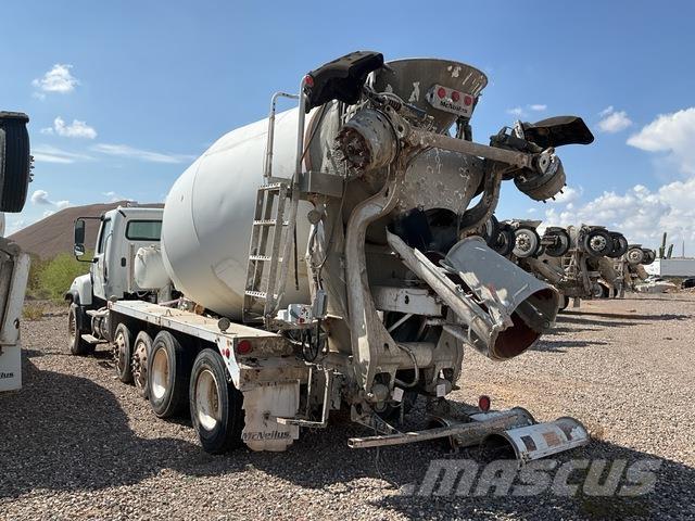 Freightliner  Специальные грузовики