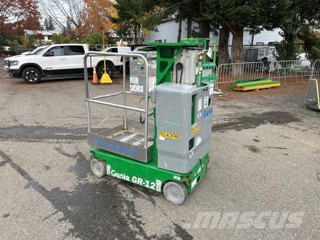 Genie GR-12 Вертикальные мачтовые подъемники